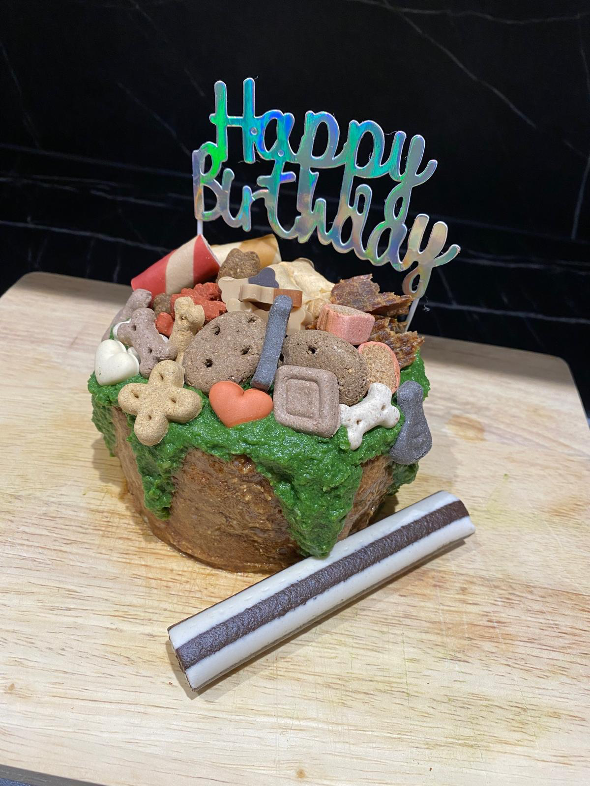 Treats Cake - Image 2